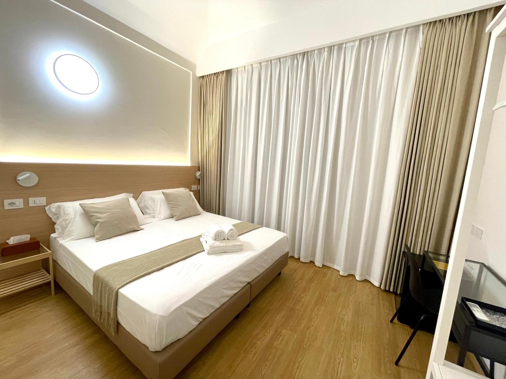 May Home Guest House Rom Exteriör bild
